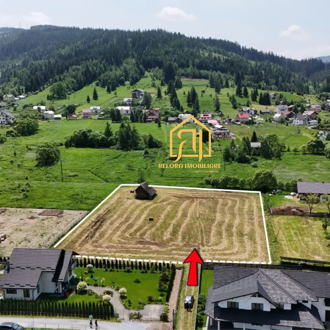 Terrain constructible de 5 578 m² à Vatra Dornei, rue Arcașului — photo 2